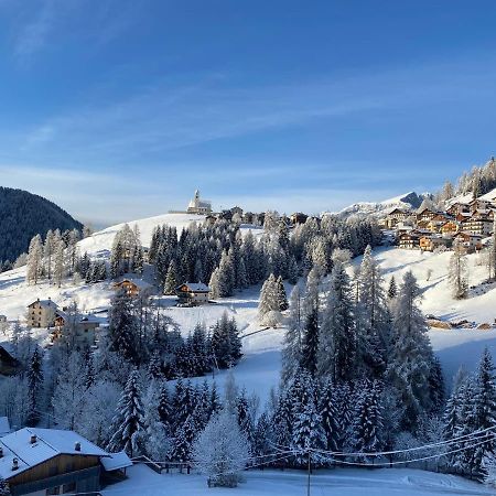Dolomites Charme Chalet Colle Santa Lucia Exterior photo