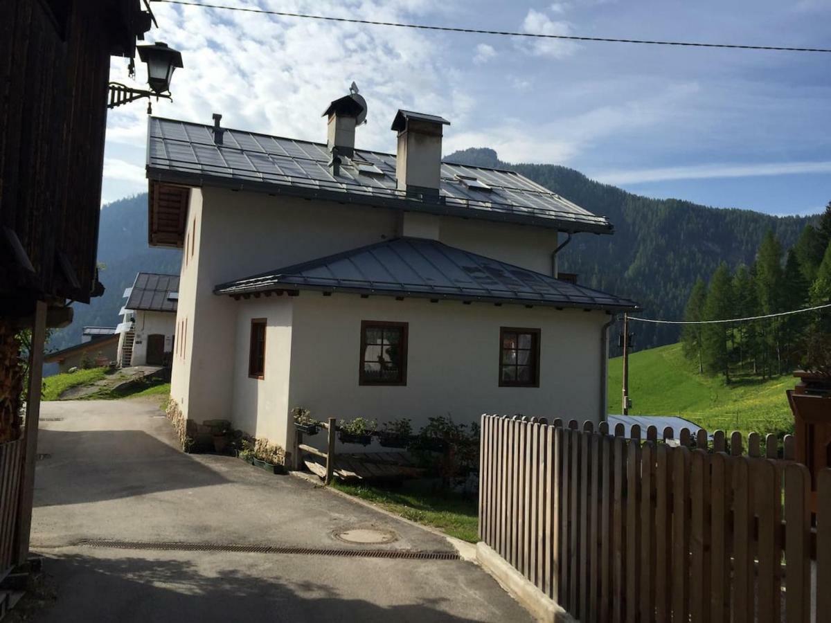 Dolomites Charme Chalet Colle Santa Lucia Exterior photo